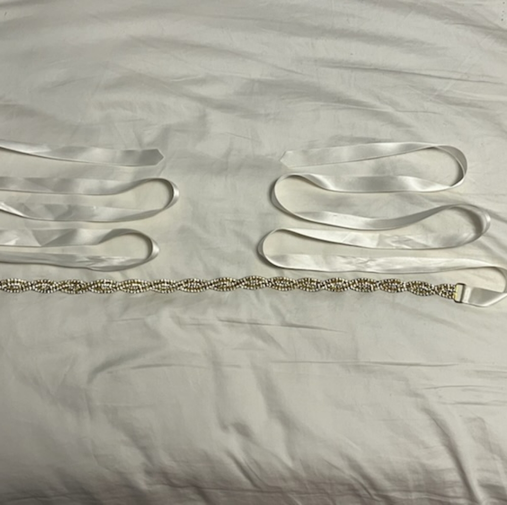 Rhinestone bridal belt